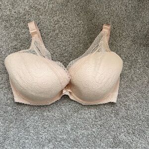 Chantelle Lace Bra in Cream C36820 lined cups lace out layer